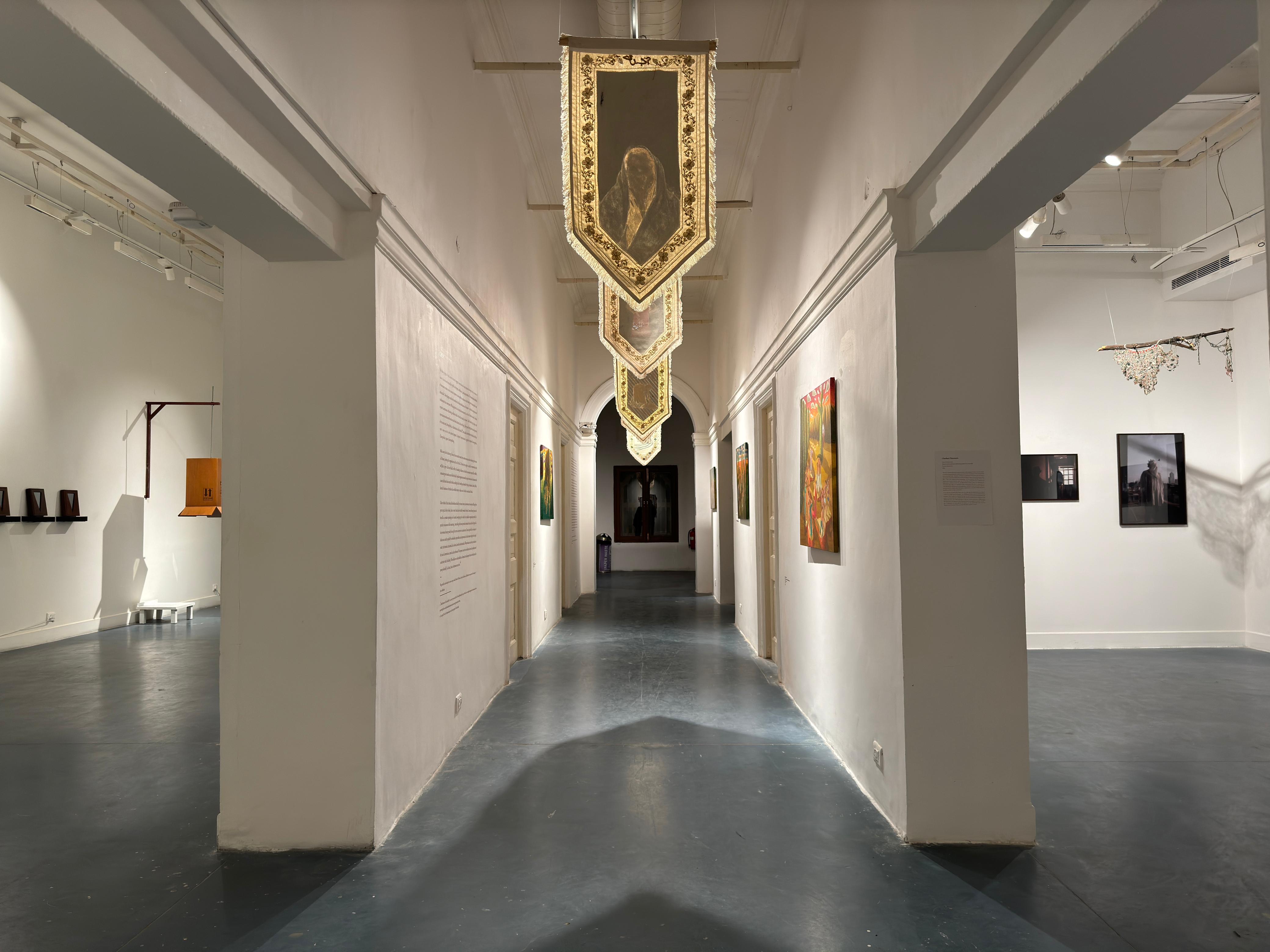 mag-contemporary gallery .JPG