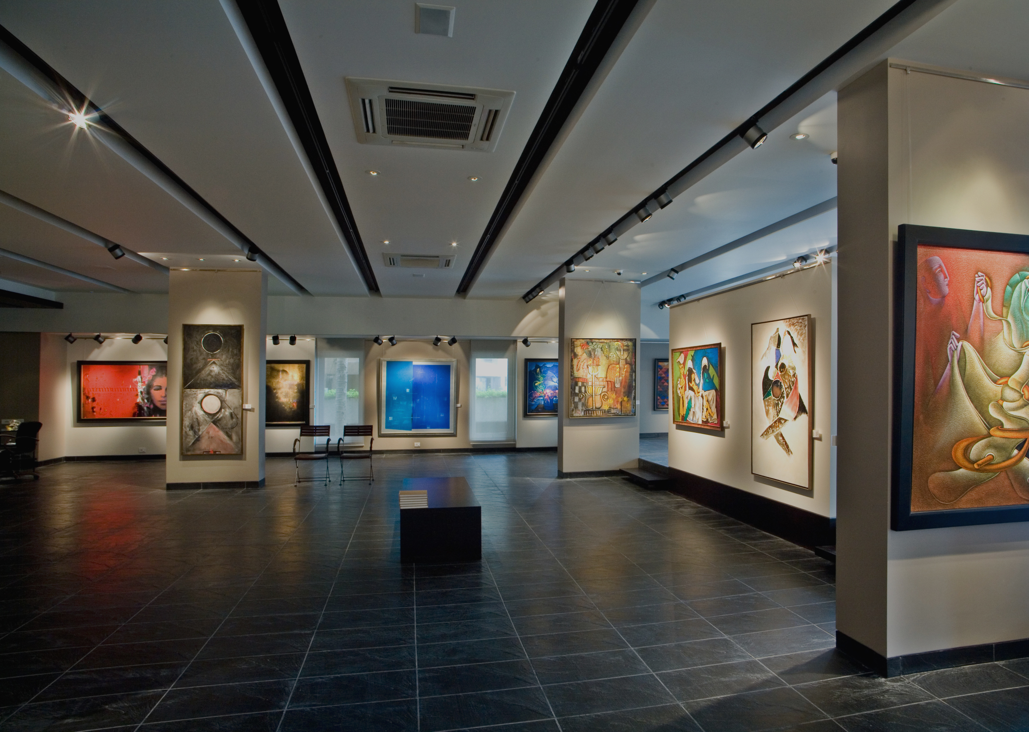 tao-art-gallery gallery .JPG