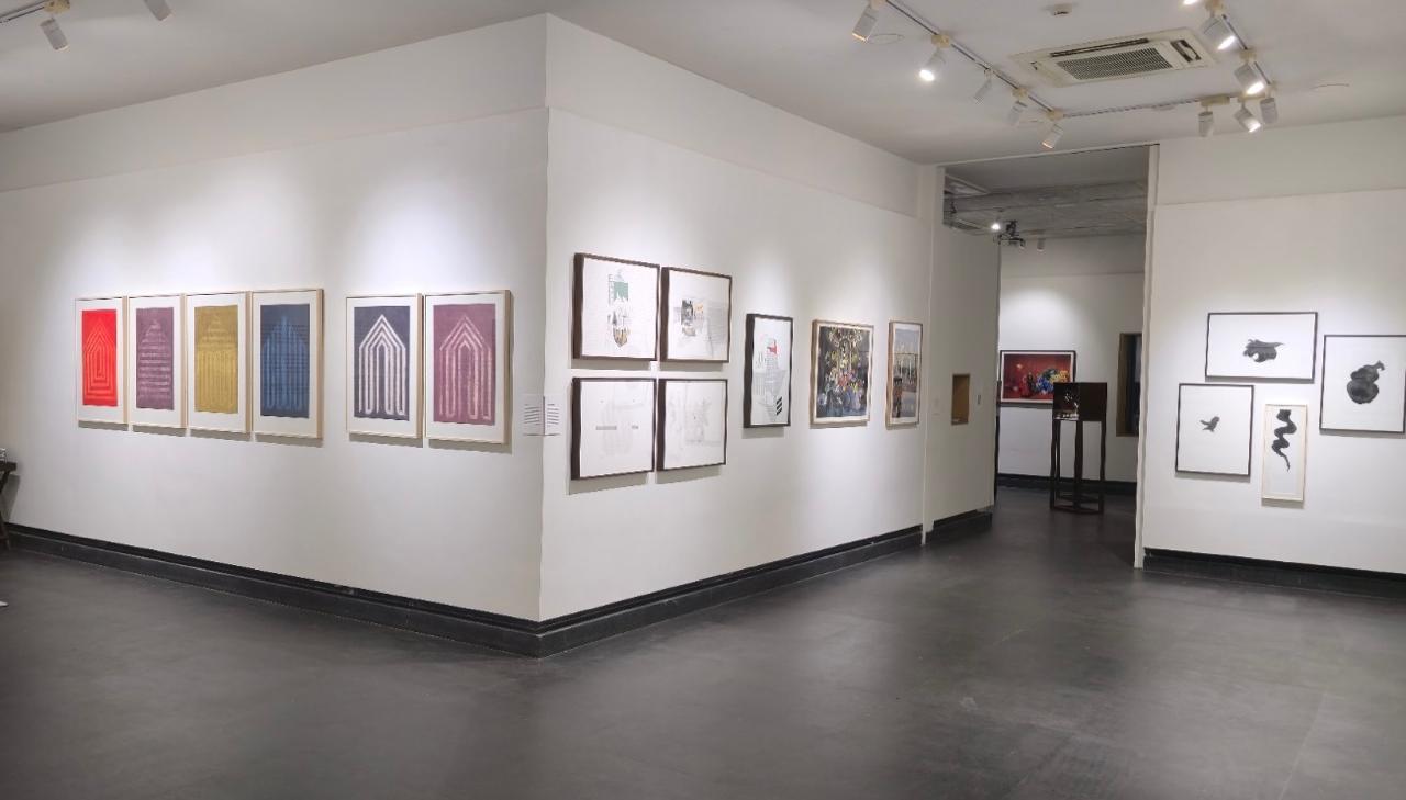 079 | STORIES ART GALLERY